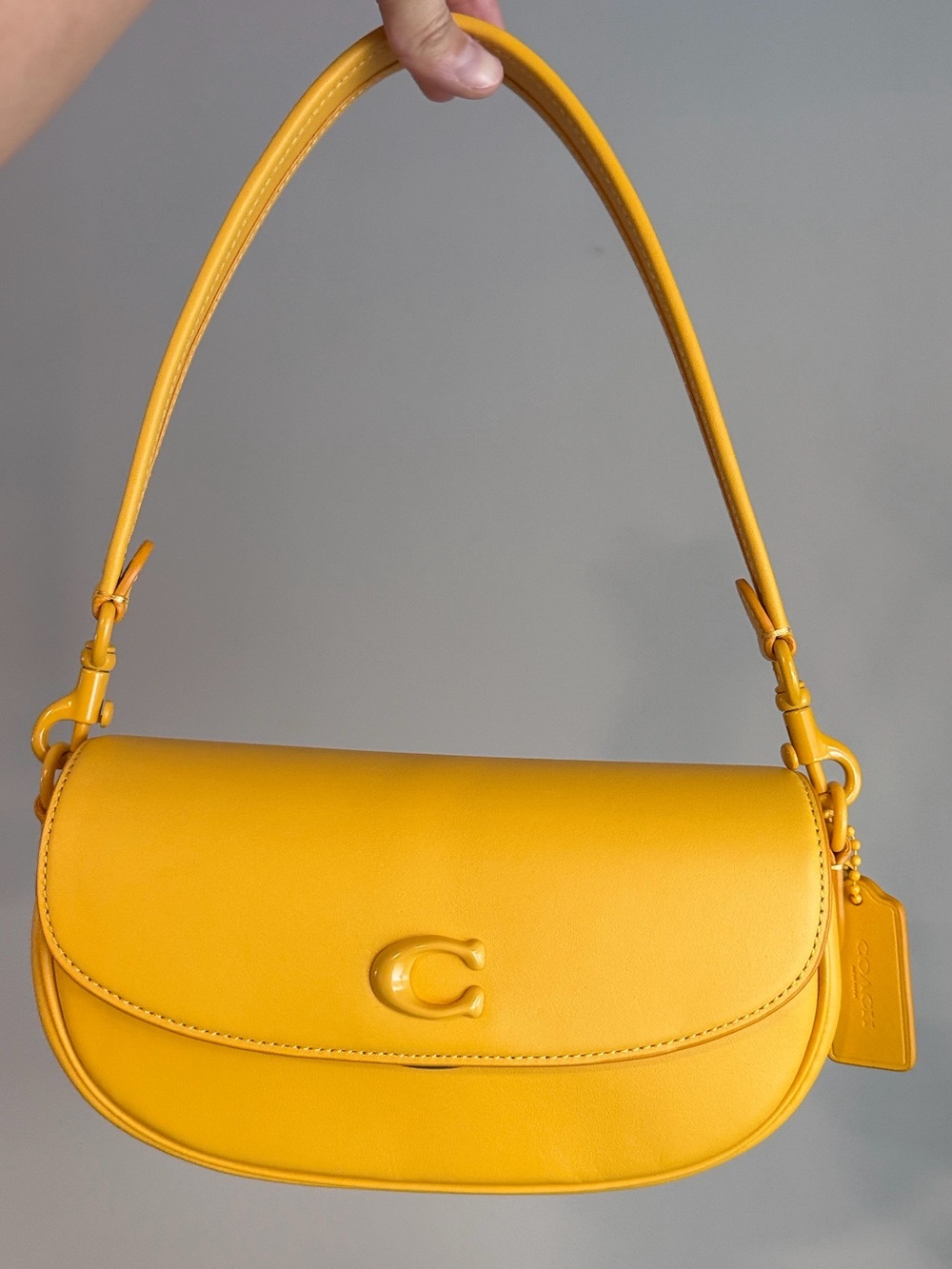 Coach Emmy Saddle Bag 23 in Canary